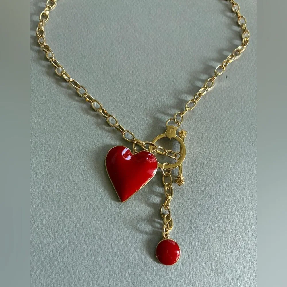 Red Heart Pendant necklace M589
